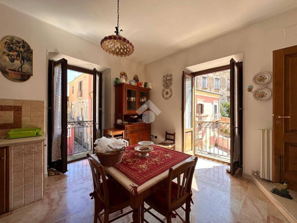 Casa indipendente a Crotone in Via Lucifero - Foto 5