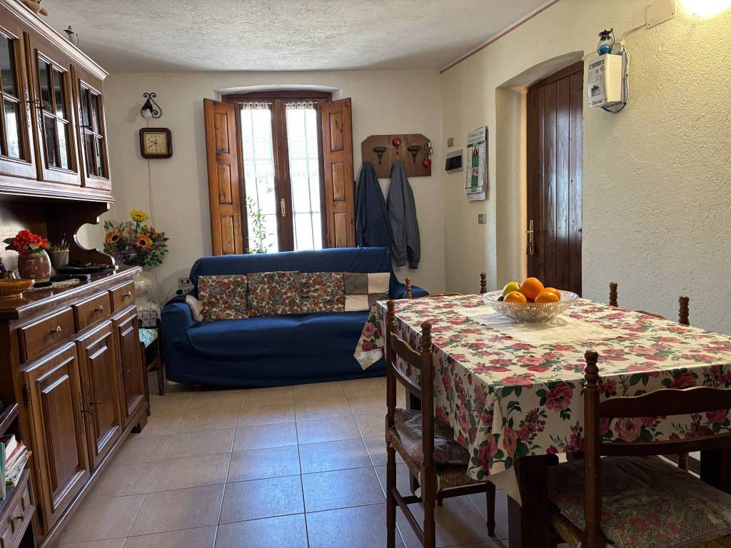 Casa indipendente a Saint-nicolas in Frazione Lyveroulaz, 38 - Foto 3