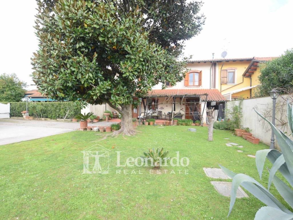 Casa indipendente a Massarosa in Via Ritomboli - Foto 5