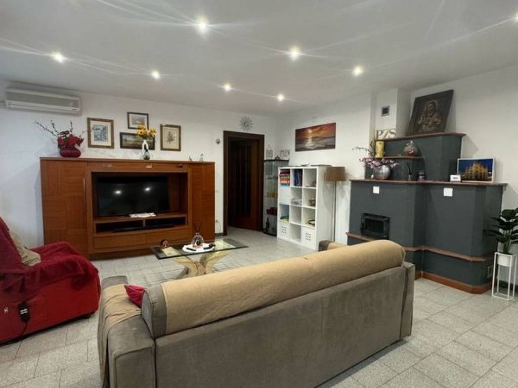 Casa indipendente a Valera fratta - Foto 3