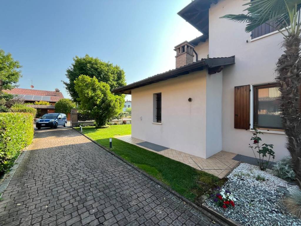 Villa a Leno in Via Aldo Palazzeschi, 5 - Foto 5