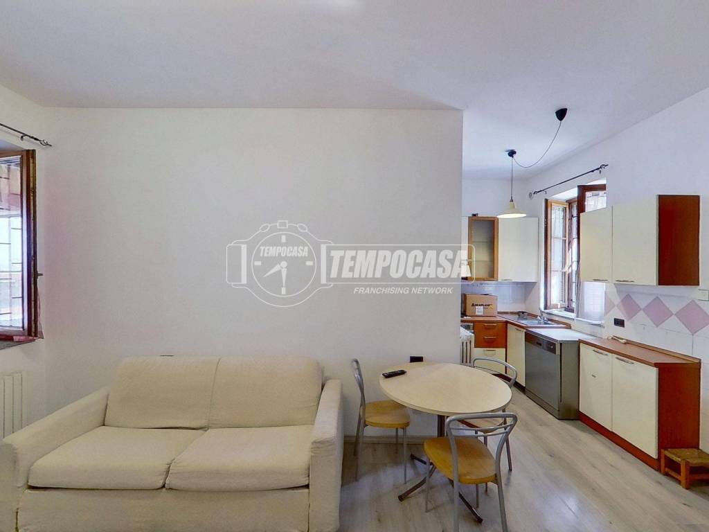 Appartamento a Meda in Via Cristoforo Colombo 12/A - Foto 2