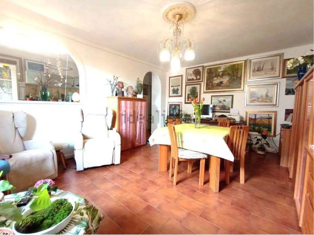 Appartamento a Verbania in Via Tommaso Perassi, 33 - Foto 2