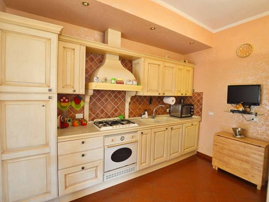 Villa a Ceriale in Via Vecchia di Peagna, 22 - Foto 3