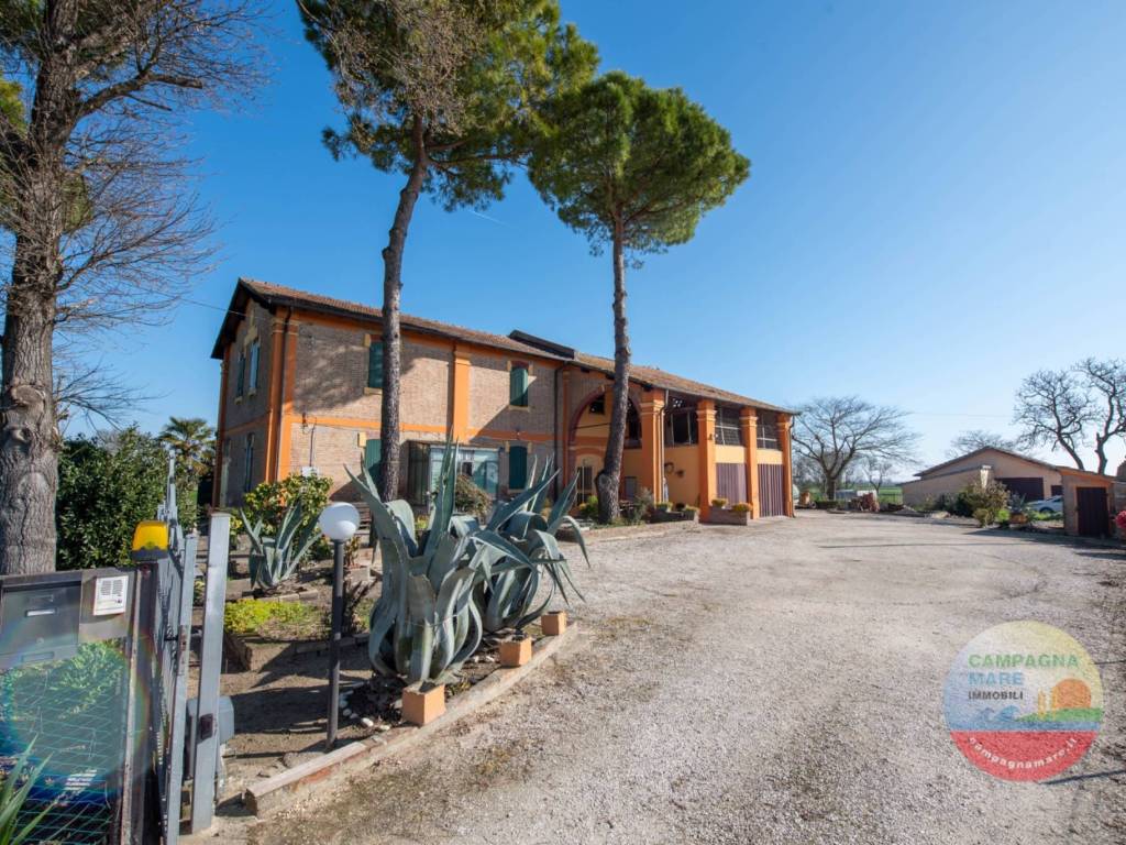 Villa a Jolanda di savoia in Piazza Unità d'Italia - Foto 3