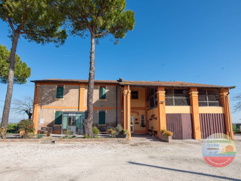 Villa a Jolanda di savoia in Piazza Unità d'Italia - Foto 4