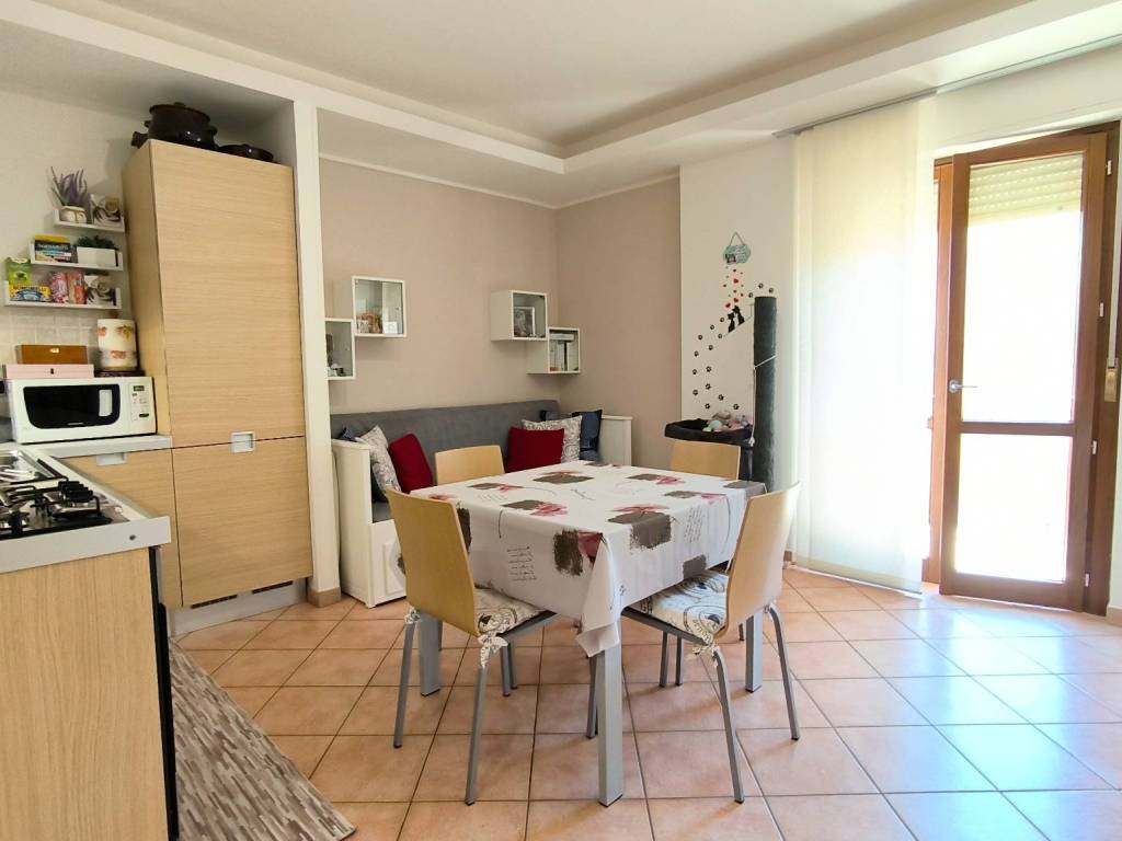 Appartamento a Bastia umbra in Via Lago di Como, 2 - Foto 5