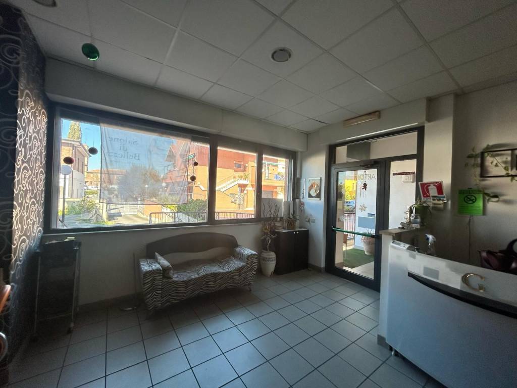 Immobile a Fara in sabina in Largo Giulio Cesare - Foto 3