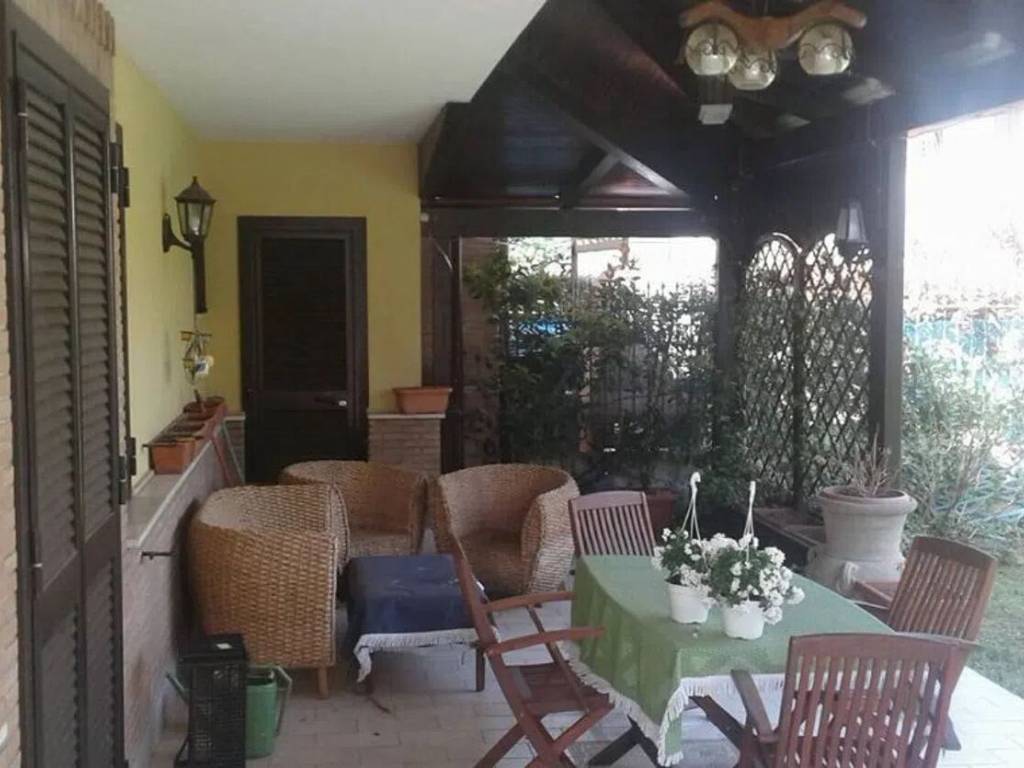 Villa a Avellino in Via Pennini - Foto 2