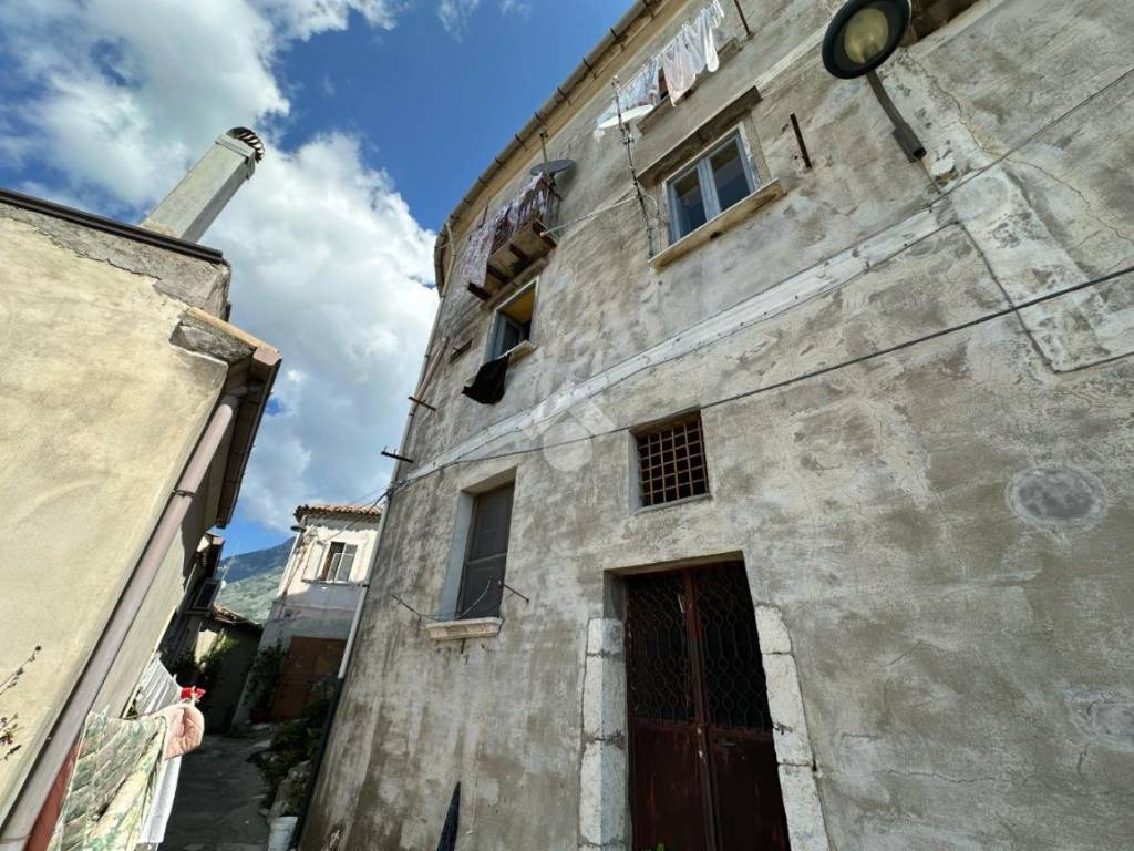 Casa indipendente a Montesarchio in Via S. Maria, 26 - Foto 3