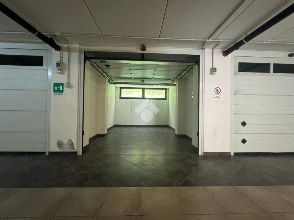 Box / garage a Brindisi in Via Giuseppe Doldo, 21 - Foto 3