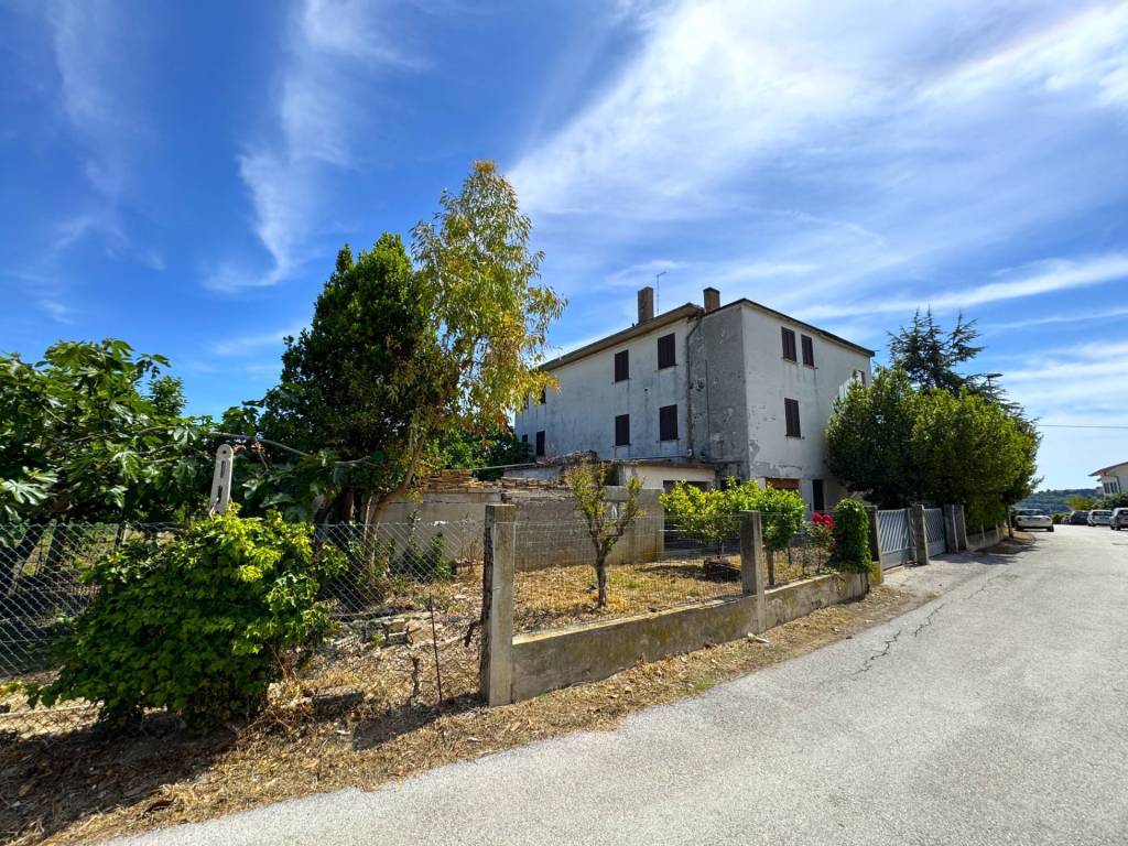 Casa indipendente a Porto san giorgio in Via Francesco Egidi - Foto 5