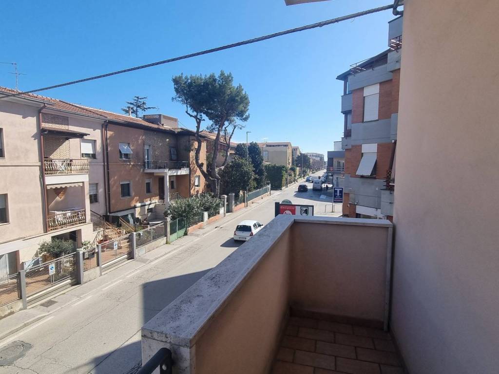 Appartamento a Civitanova marche in Via Gabriele D'Annunzio - Foto 2