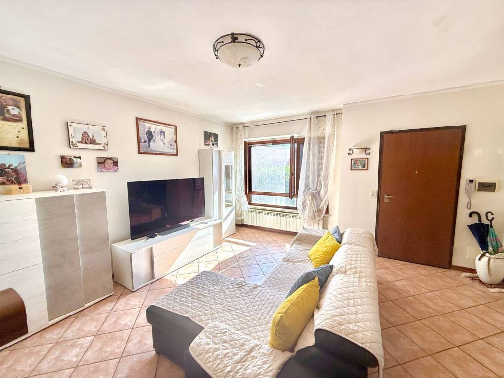 Villa a Rieti in Via Attilio Aguzzi, 1 - Foto 4