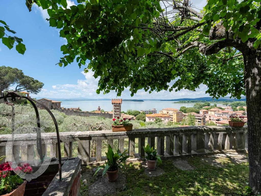 Villa a Passignano sul trasimeno in Via San Crispolto, 2 - Foto 2