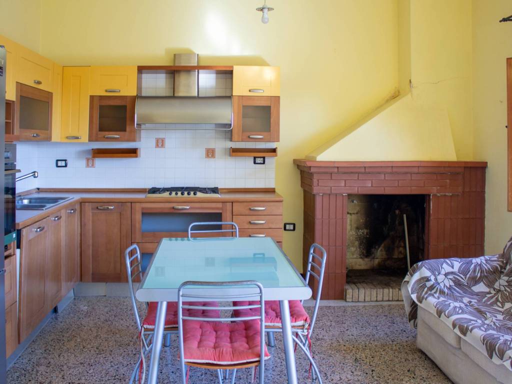 Appartamento a Assemini in Via Carmine - Foto 3