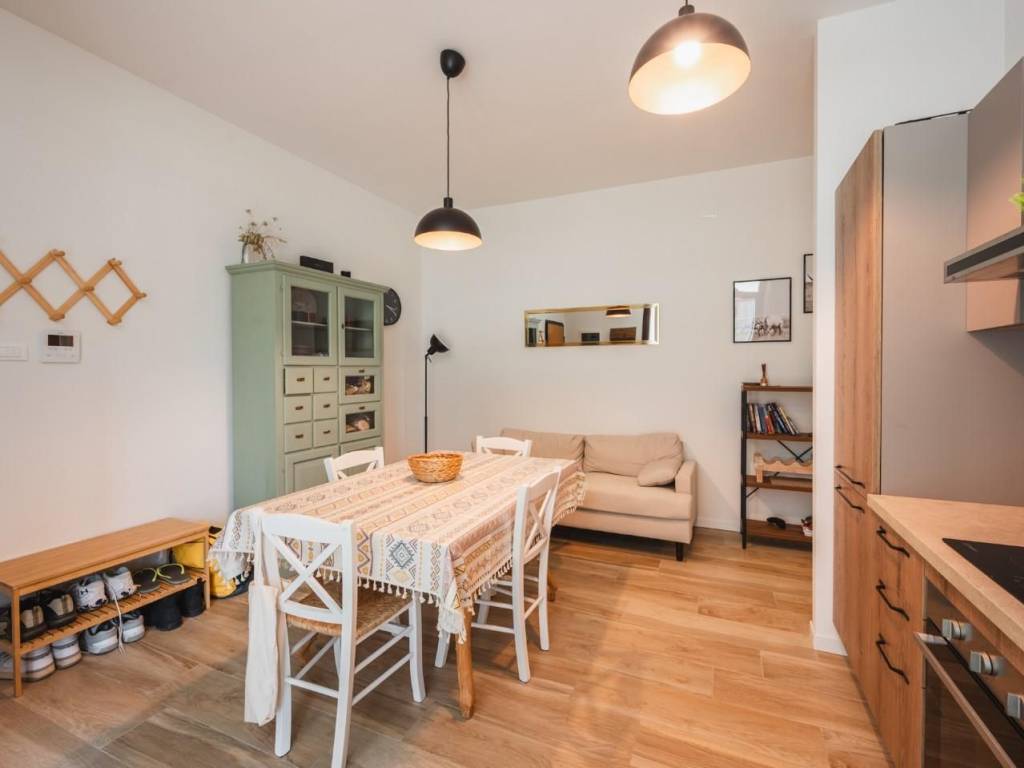 Appartamento a Novellara in Viale Montegrappa, , 1 - Foto 2