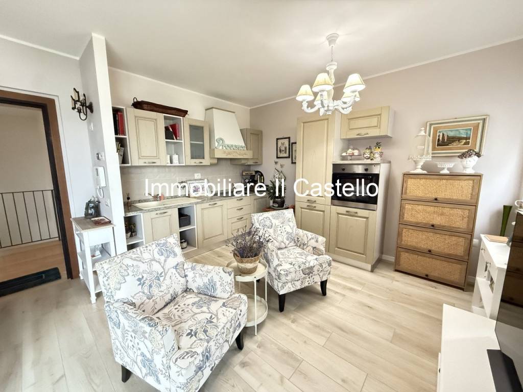 Appartamento a Castiglione del lago in Via Formentano - Foto 2