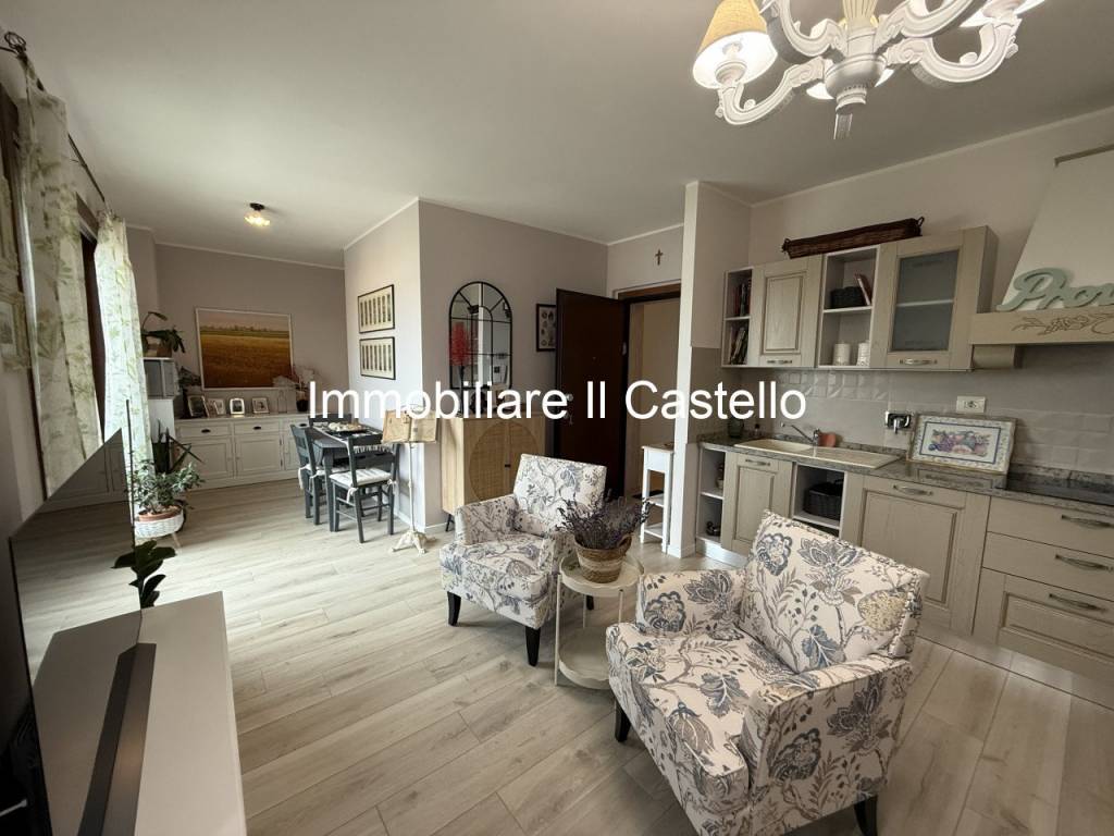Appartamento a Castiglione del lago in Via Formentano - Foto 3