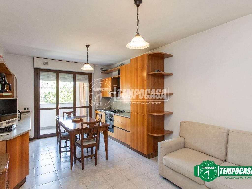 Appartamento a Busto arsizio in Via Varese, 23 - Foto 2