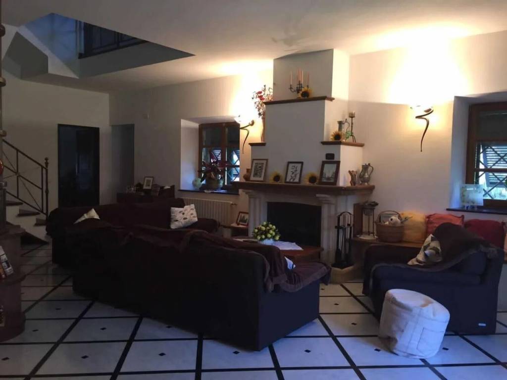 Villa a Castelnuovo magra in Via Canale - Foto 3