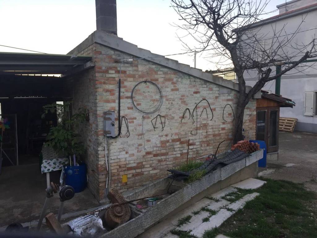 Rustico / casale a Silvi in Via Dei Colli - Foto 2