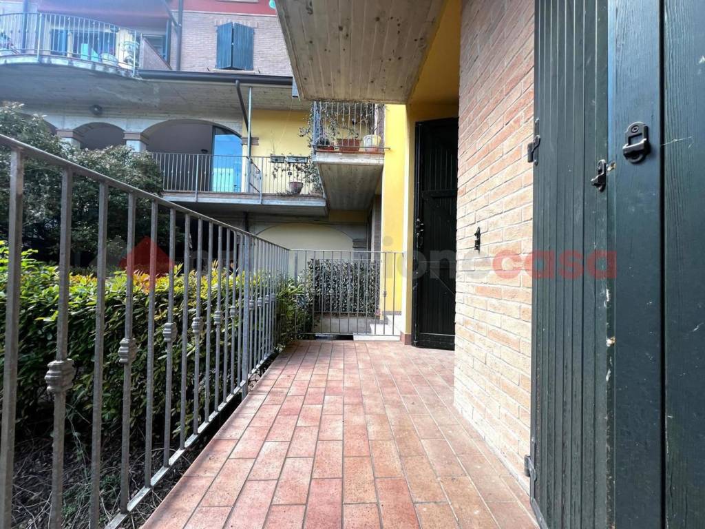 Appartamento a Viano in Via Provinciale - Foto 5