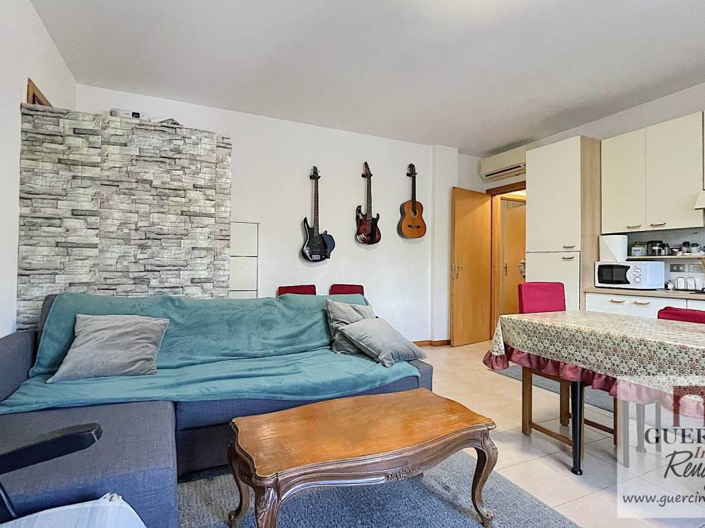 Appartamento a Cento in Via Romagna, 43 - Foto 5