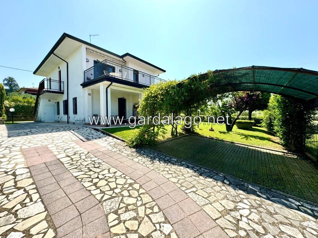 Villa a Bardolino in Via Campagnola - Foto 4