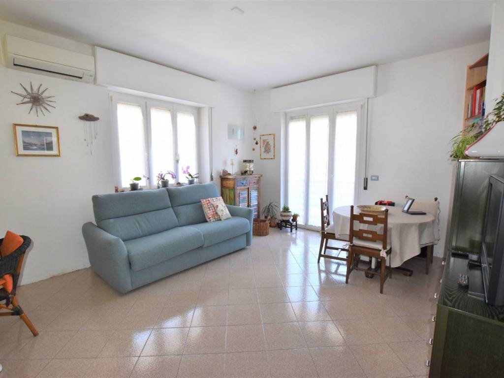 Appartamento a Porto san giorgio in Via F. Petrarca 67 - Foto 2