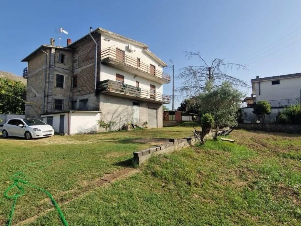 Appartamento a Cervaro in Via Foresta, 87 - Foto 2