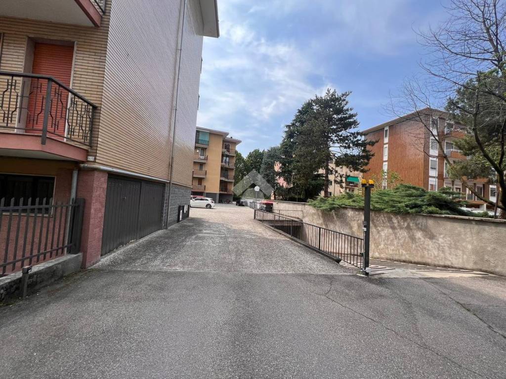 Box / garage a Novara in Via Monte San Gabriele, 14 - Foto 4