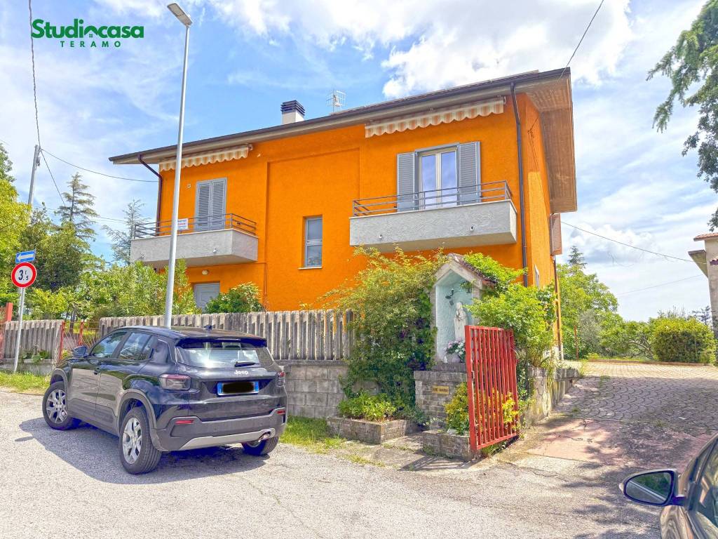 Villa a Tossicia in Contrada Cerquone - Foto 2