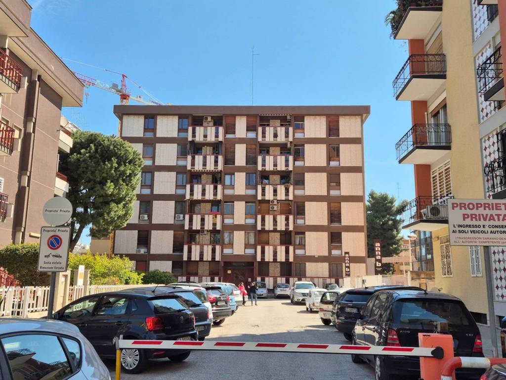Appartamento a Bari in Viale della Repubblica, 60 - Foto 1