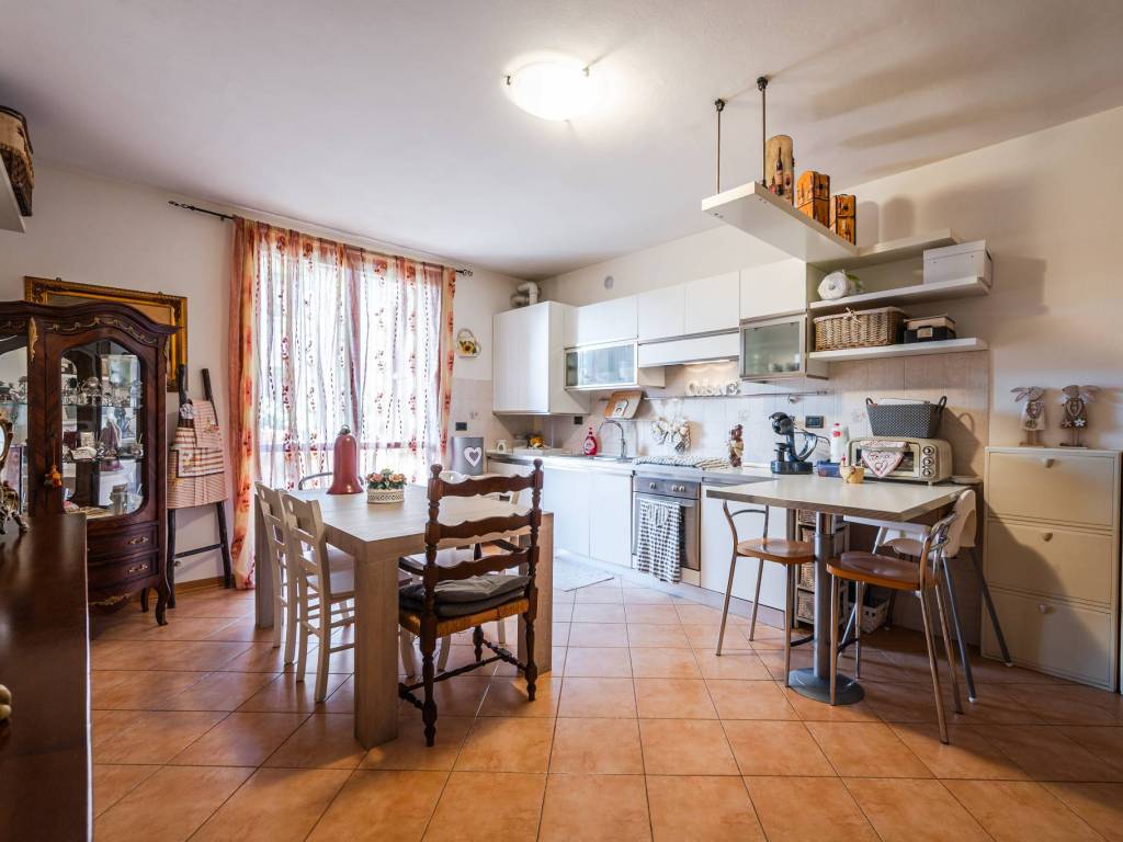 Appartamento a Reggio emilia in Via Giovanni Rossi - Foto 4