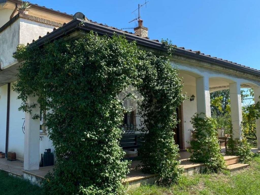 Villa a Pozzilli in Via Marchese Alessandro del Prete - Foto 5