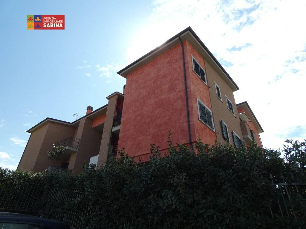 Appartamento a Poggio mirteto in Località Borgo Sant'Antonio - Foto 5