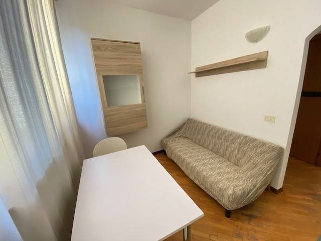 Appartamento a Udine in Via Daniele Manin - Foto 3