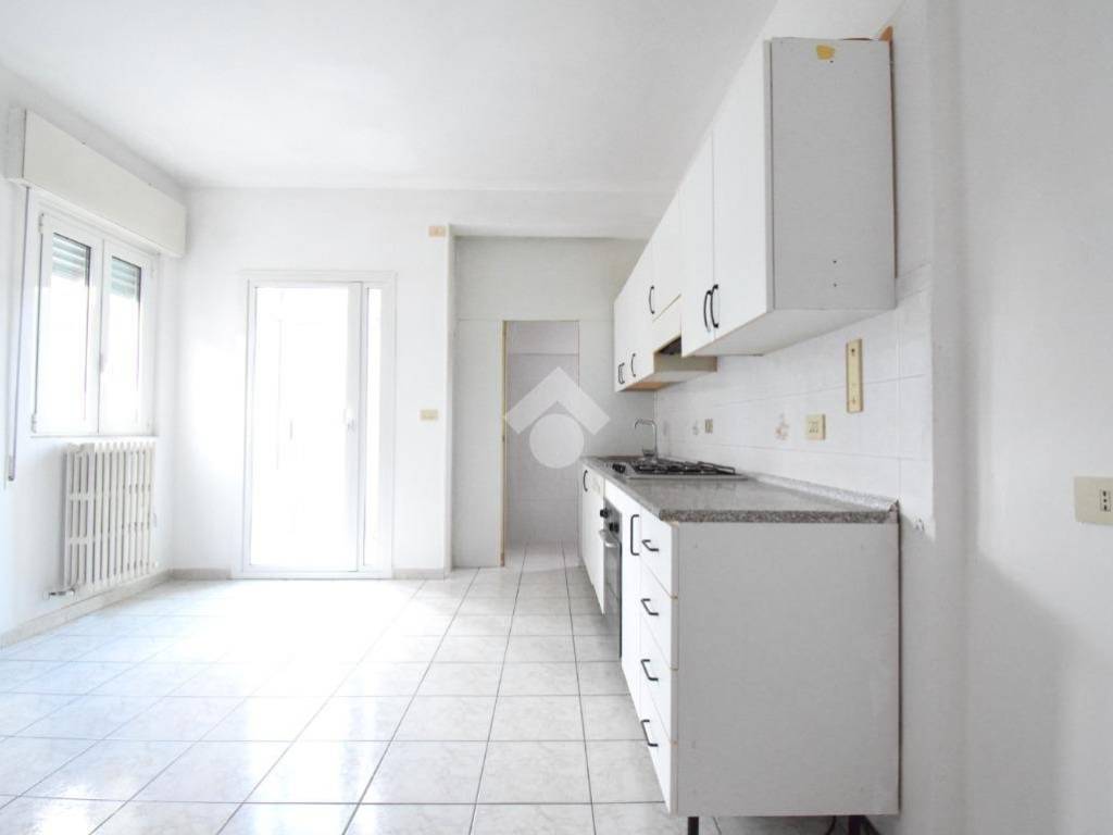 Appartamento a Riccione in Viale Marsala, 9 - Foto 4