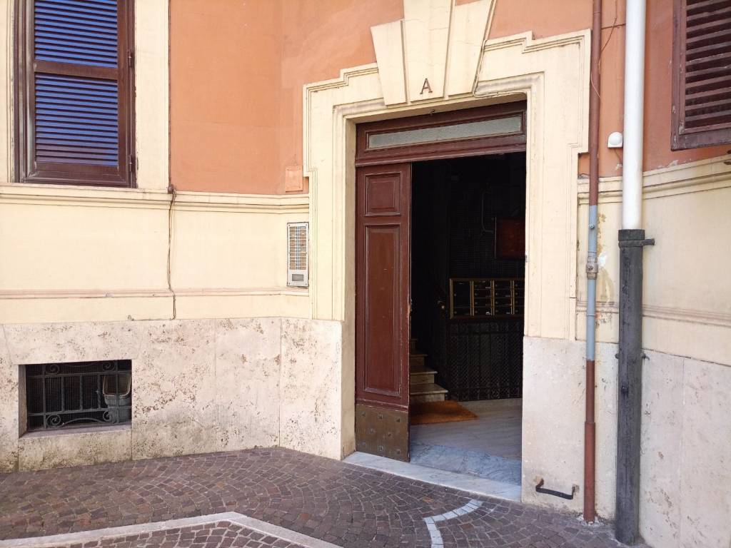 Appartamento a Roma in Via Umberto Biancamano - Foto 4