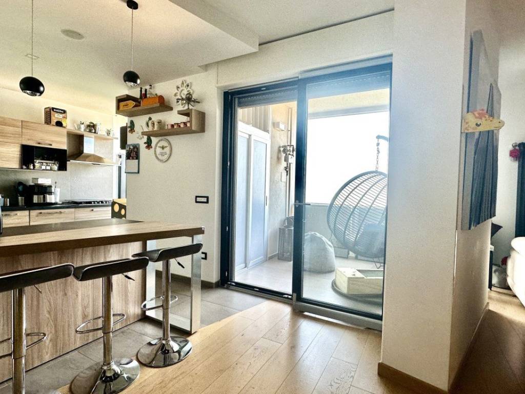 Appartamento a Taranto in VIA FILONIDE, 1 - Foto 3
