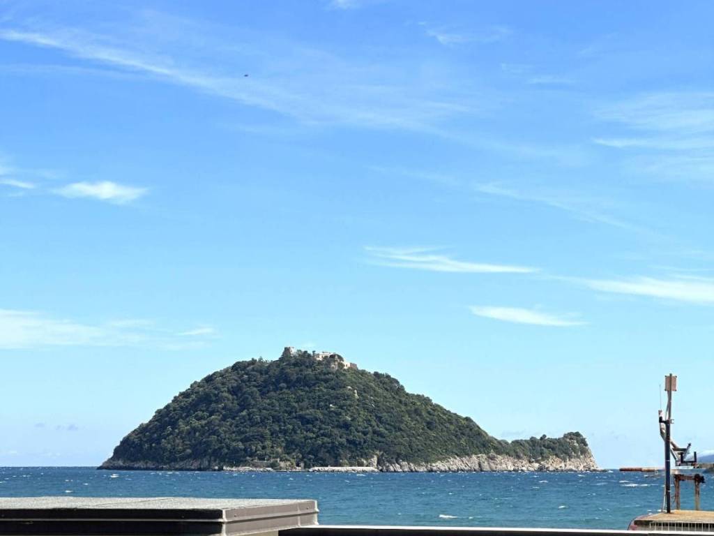 Appartamento a Albenga in Via Michelangelo, 13 - Foto 2