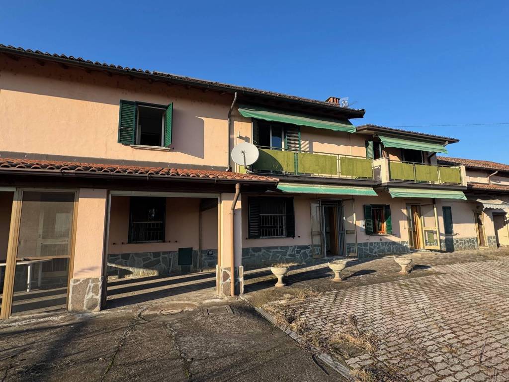 Villa a Sommo in Via San Fedele - Foto 2