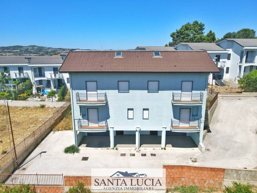 Villa a Canicattì in Via Luigi Pirandello - Foto 4