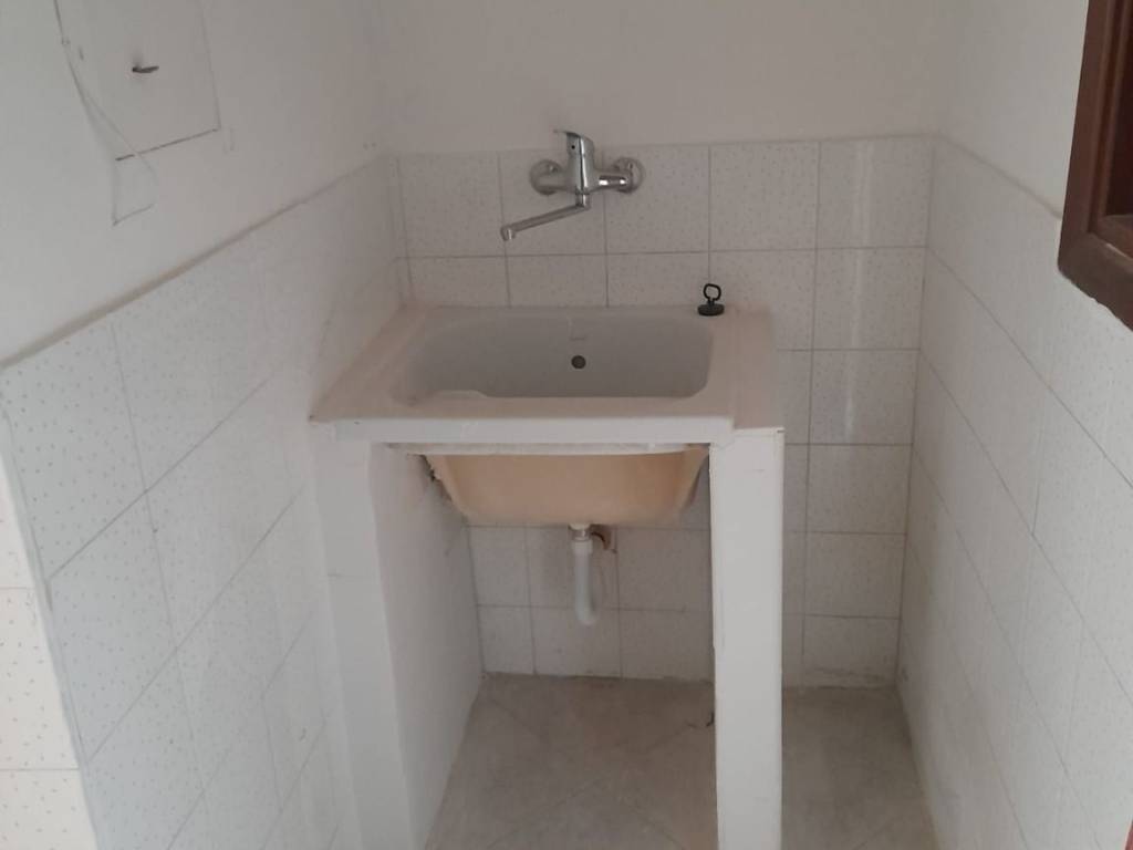Casa indipendente a Cinisi in Via Caruso - Foto 5