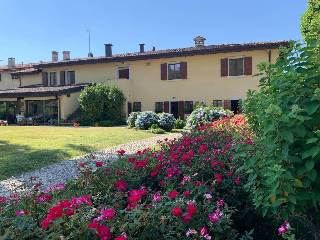 Appartamento a Como in Via Lazzago, 12 - Foto 2