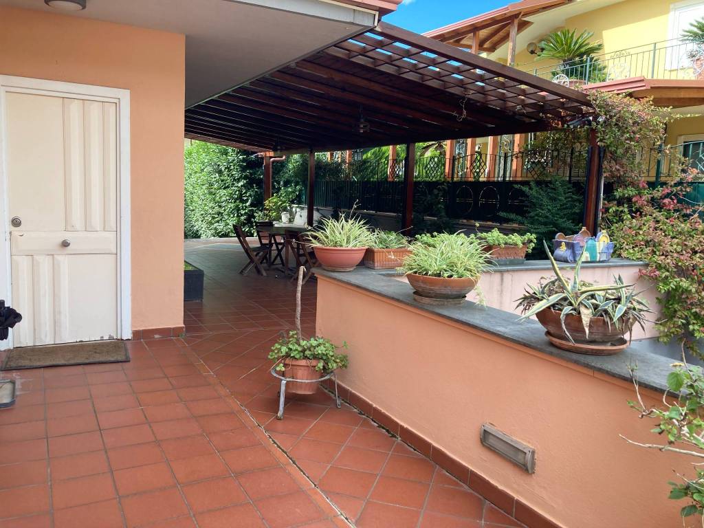 Villa a Caserta in Via Martiri delle Foibe - Foto 4