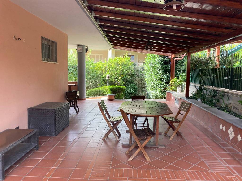 Villa a Caserta in Via Martiri delle Foibe - Foto 5
