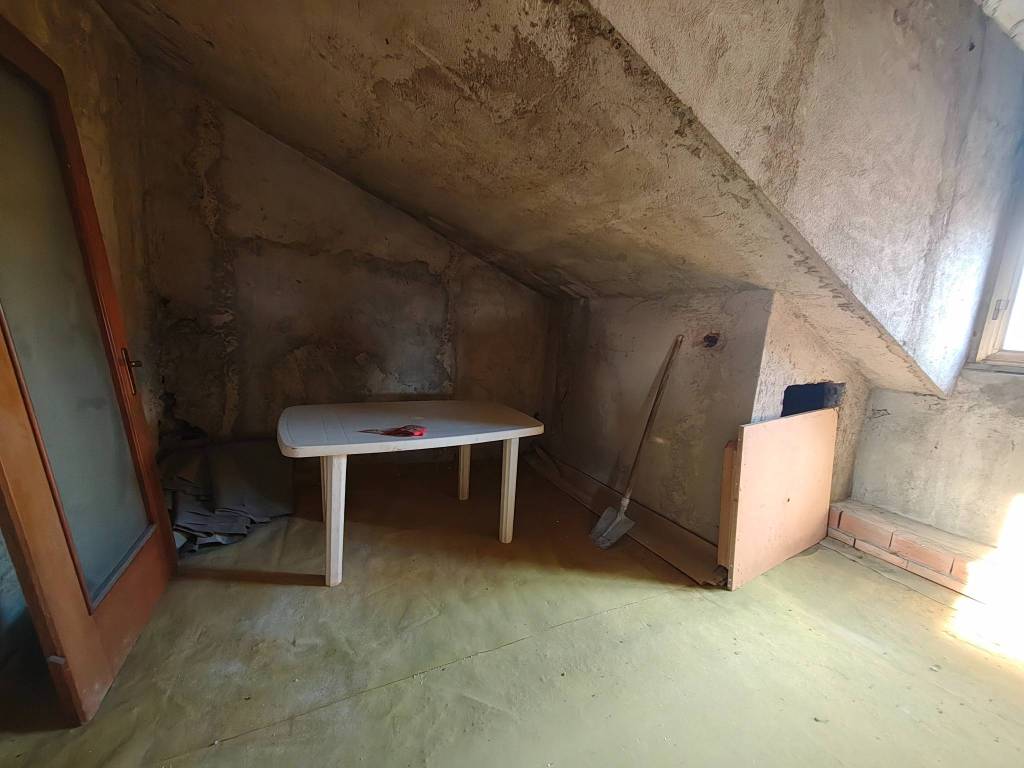 Appartamento a Caronno pertusella in Vicolo Maderna, 109 - Foto 3