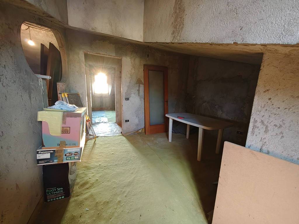 Appartamento a Caronno pertusella in Vicolo Maderna, 109 - Foto 5